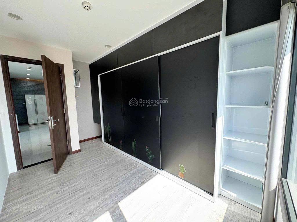 Cần bán gấp căn hộ chung cư res 11, giá đúng 5,15 tỷ, 75m2, 2pn, 2wc, tặng nt  0916 565 ***