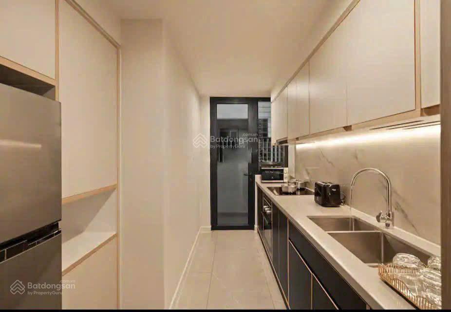 Bán ch 3pn, 2wc tặng nội thất cao cấp  tại mone gia định, 90m2, giá 7,5 tỷ thương lượng chính chủ
