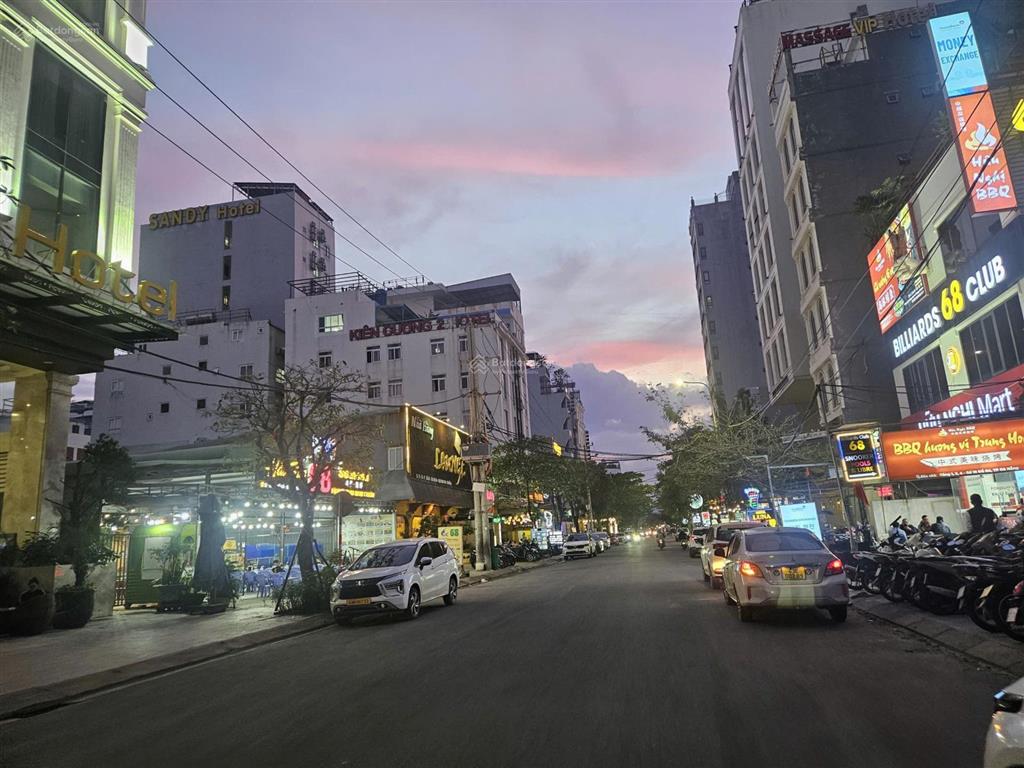 Cho thuê mặt bằng đường đỗ bá, gần biển