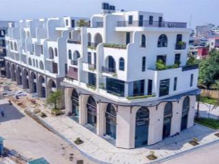 Shophouse 90m² kinh doanh dòng tiền nằm trên trục đường thông, đã có sổ đỏ