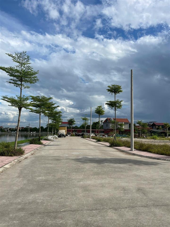 Chính chủ cần bán gấp lô đất tại phú xuyên, hà nội dt 81,24m2 vị trí đẹp, sẵn sổ, giá chỉ 43tr/m2