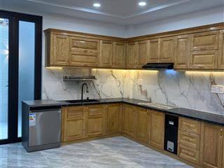 Hẻm 7m thông có thang máy nội thất cao cấp dt 4,7mx17m lững 3 lầu st