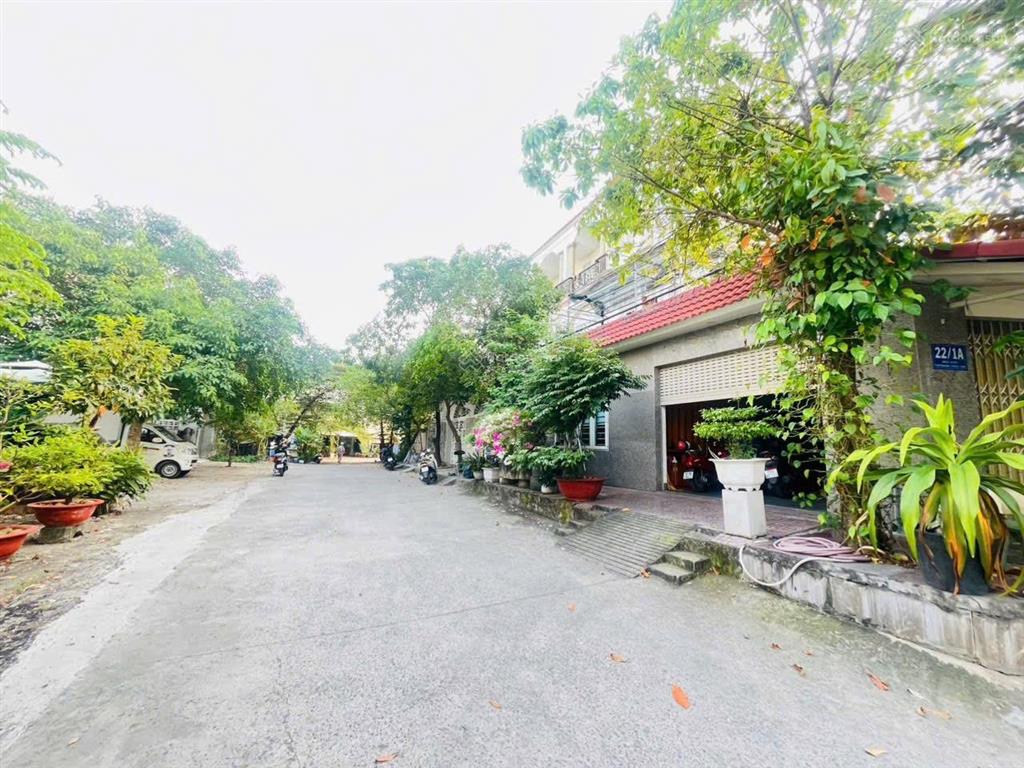 Đất đẹp full thổ 200m2(ngang 11m) đsố 26, phường hiệp bình chánh , hẻm nhựa ,khu dân cư an ninh.tl