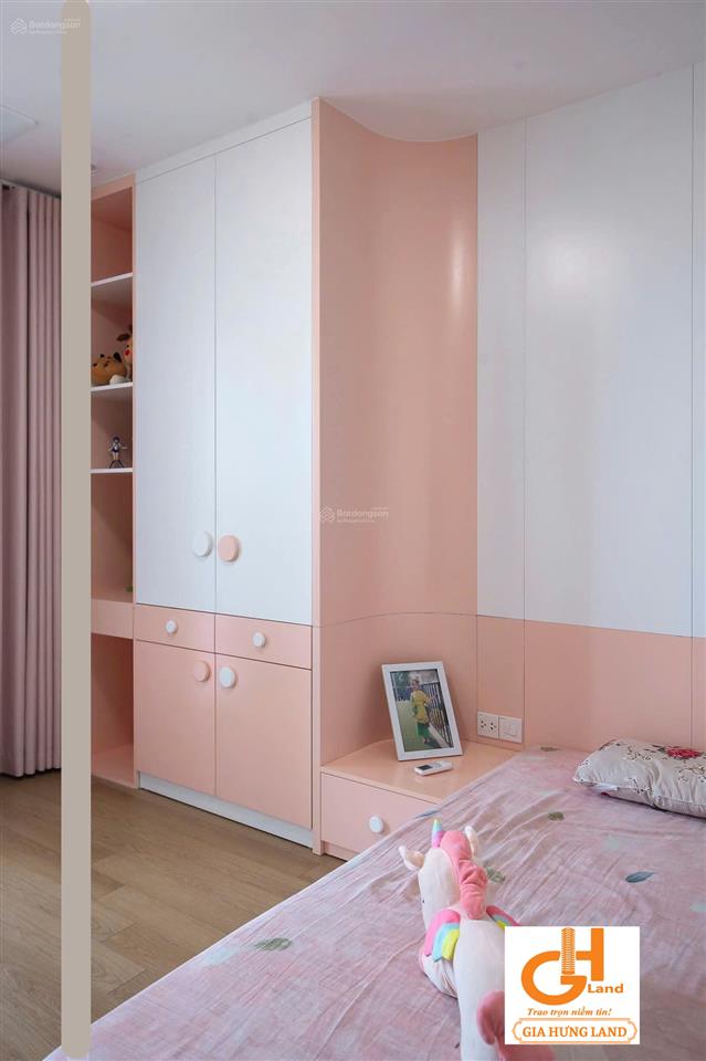 Chính chủ cần bán căn hộ 3 ngủ chung cư la casta văn phú  hà đông.  0854 478 ***