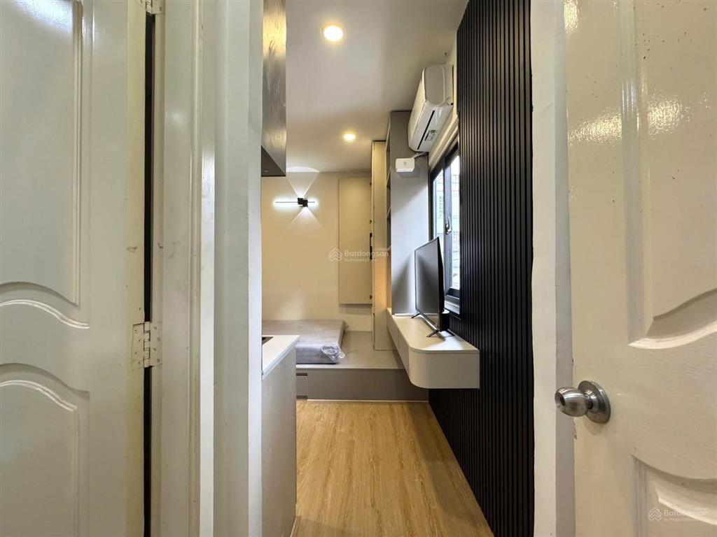 Cho thuê căn hộ studio quận 1 gần chợ tân định, cầu kiệu máy giặt riêng full nội thất cao cấp
