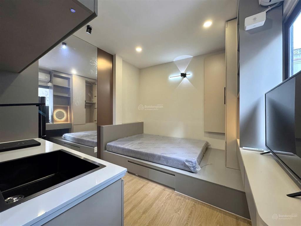 Cho thuê căn hộ studio quận 1 gần chợ tân định, cầu kiệu máy giặt riêng full nội thất cao cấp