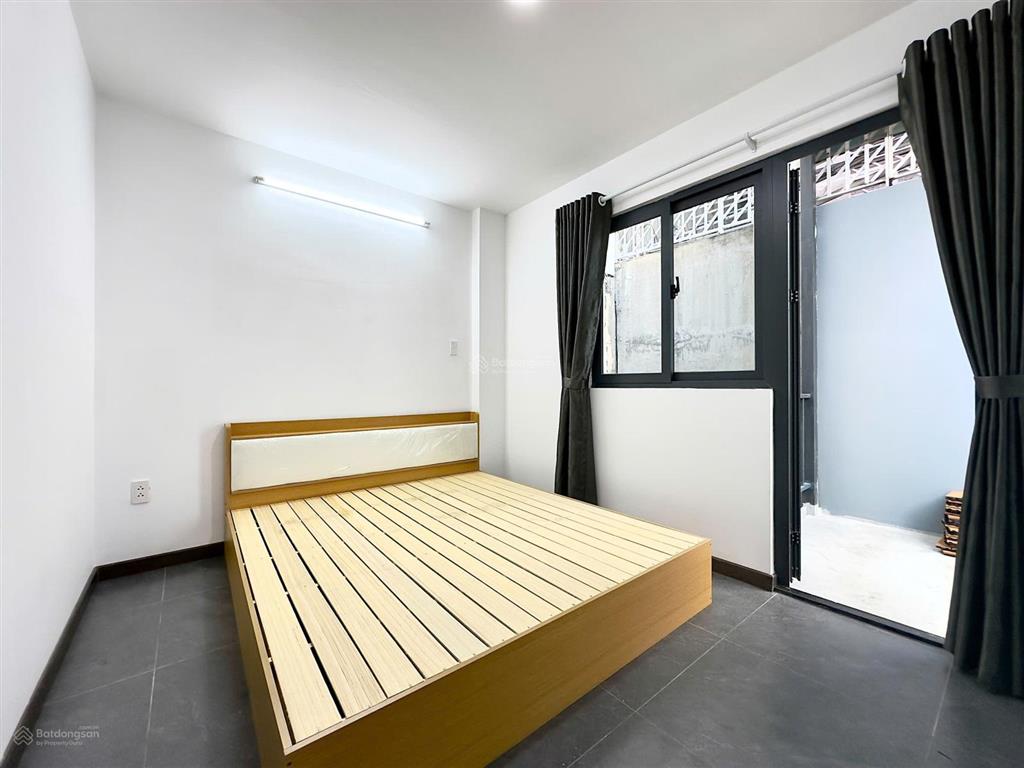 Cho thuê căn hộ 1pn ban công cư xá đô thành quận 3 gần đh kinh tế, vạn hạnh mall nhà mới thang máy
