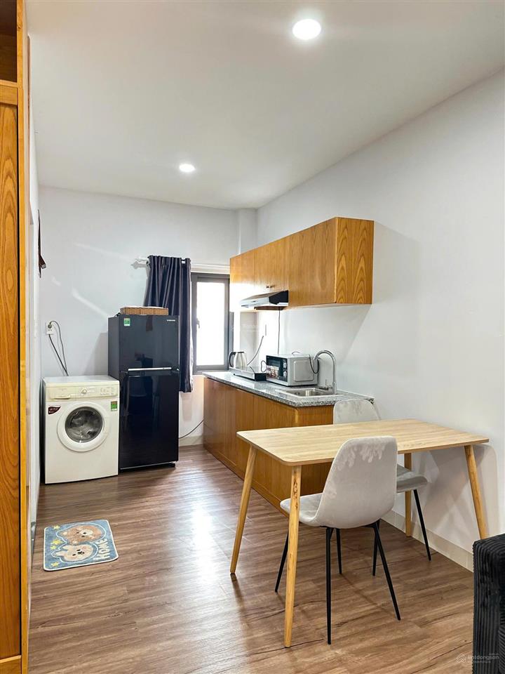 Cho thuê căn hộ studio 40m2 lê văn sỹ quận 3 gần chợ nguyễn văn trỗi, ga sài gòn có thang máy