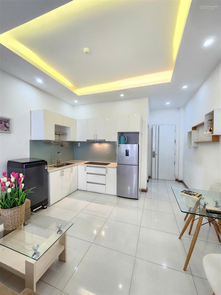 Cho thuê căn hộ 1pn tách bếp quận 1 gần đh văn lang, chợ bến thành máy giặt riêng, thang máy
