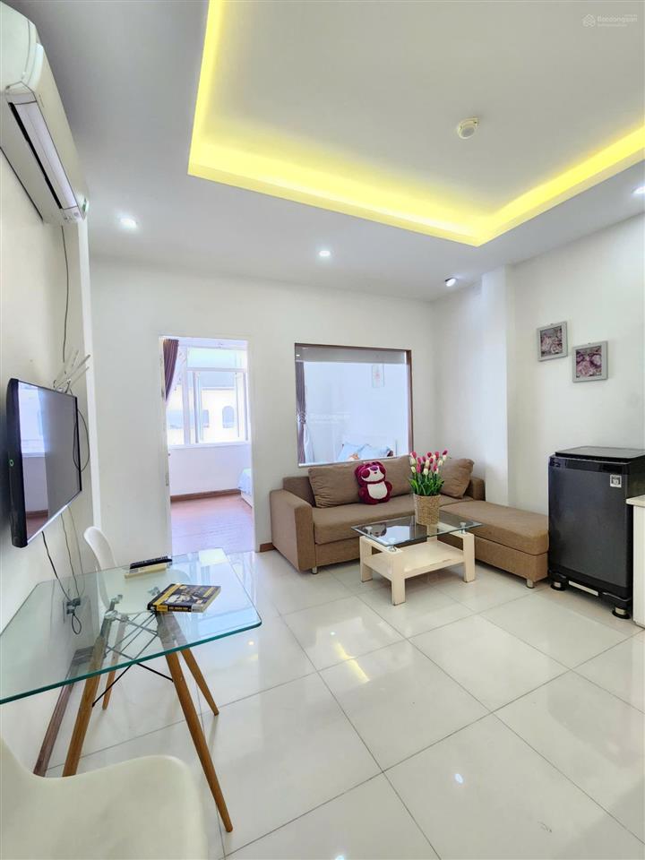 Cho thuê căn hộ 1pn tách bếp quận 1 gần đh văn lang, chợ bến thành máy giặt riêng, thang máy