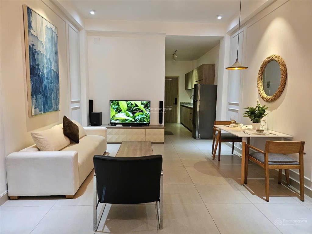 Cho thuê studio 40m2 khánh hội quận 4 gần cầu khánh hội, quận 1 ban công full nội thất cao cấp
