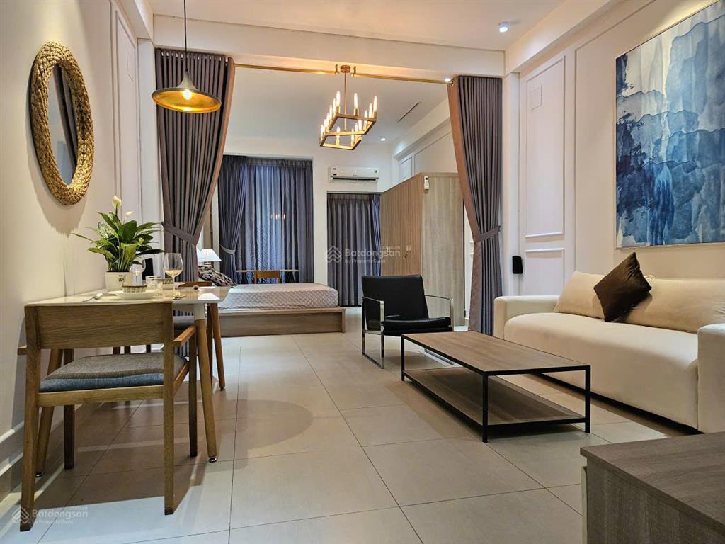 Cho thuê studio 40m2 khánh hội quận 4 gần cầu khánh hội, quận 1 ban công full nội thất cao cấp