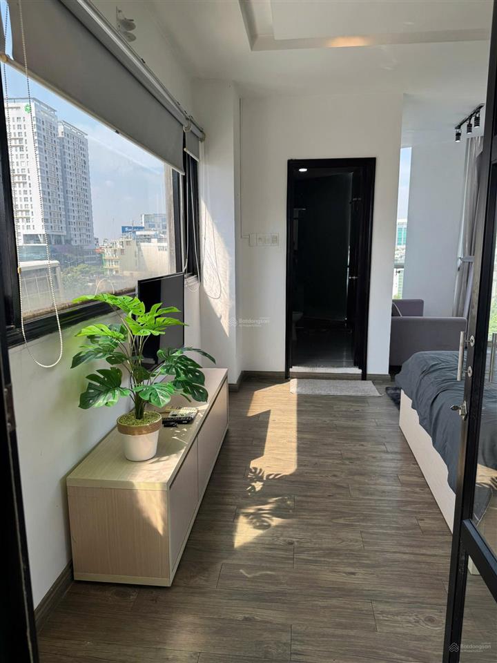 Cho thuê 1pn tách bếp hoàng sa, quận 3, gần cầu lê văn sỹ, view sông, thang máy, full nội thất