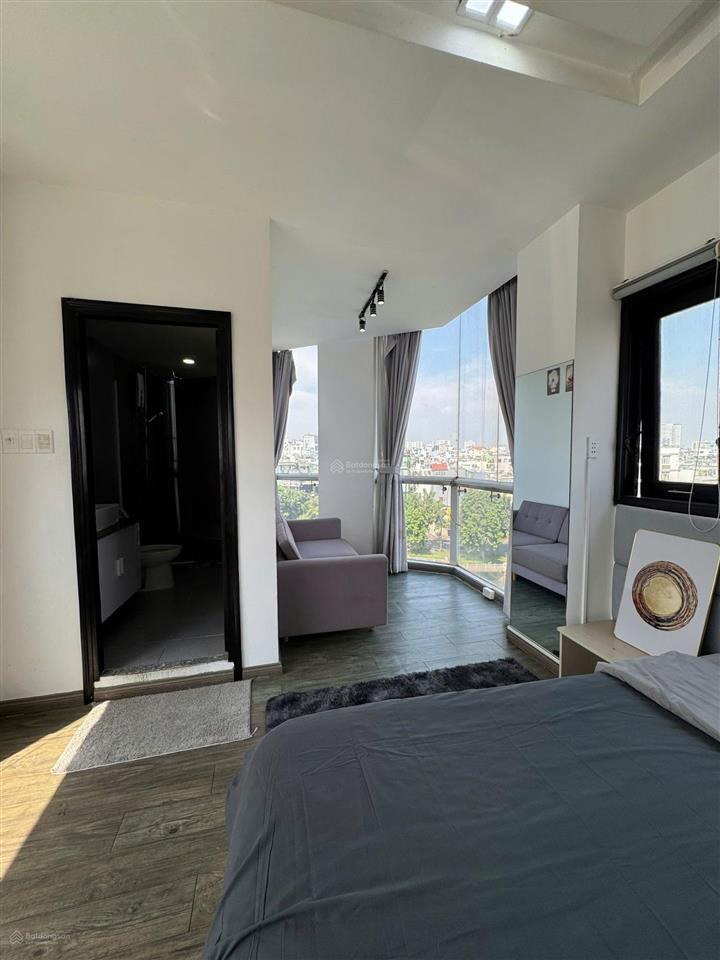 Cho thuê 1pn tách bếp hoàng sa, quận 3, gần cầu lê văn sỹ, view sông, thang máy, full nội thất