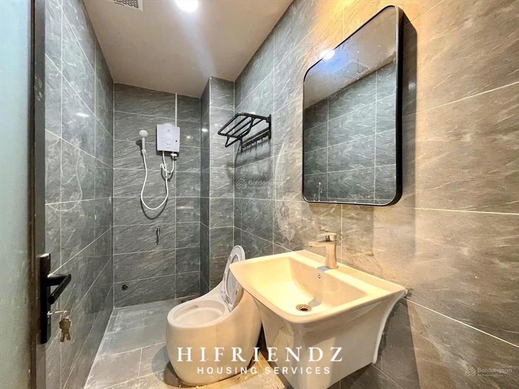 Cho thuê căn hộ 1pn 40m2 trần hưng đạo quận 5 gần đh sài gòn, đh sư phạm có sân sau, full nội thất