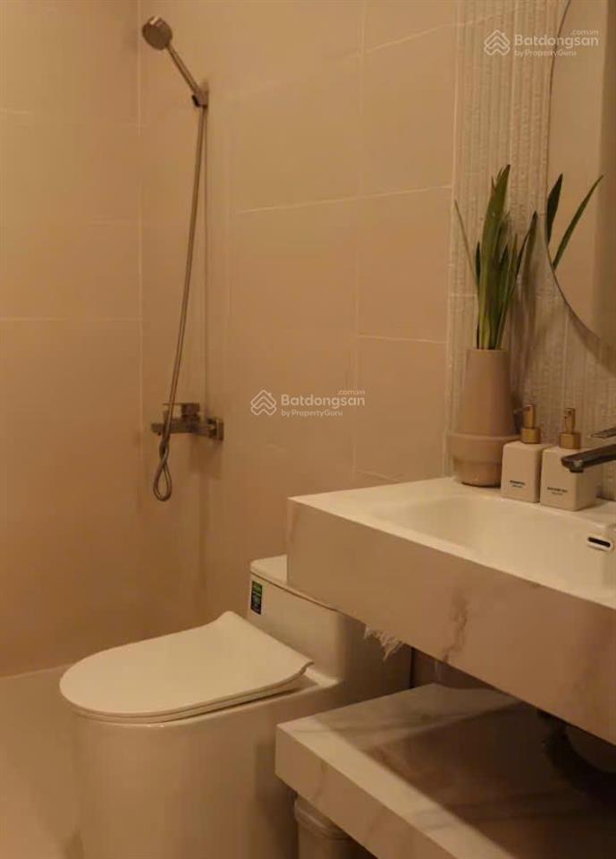 Cho thuê 1pn ban công quận 1 gần chợ tân định, cầu kiệu full nội thất cao cấp có bồn tắm