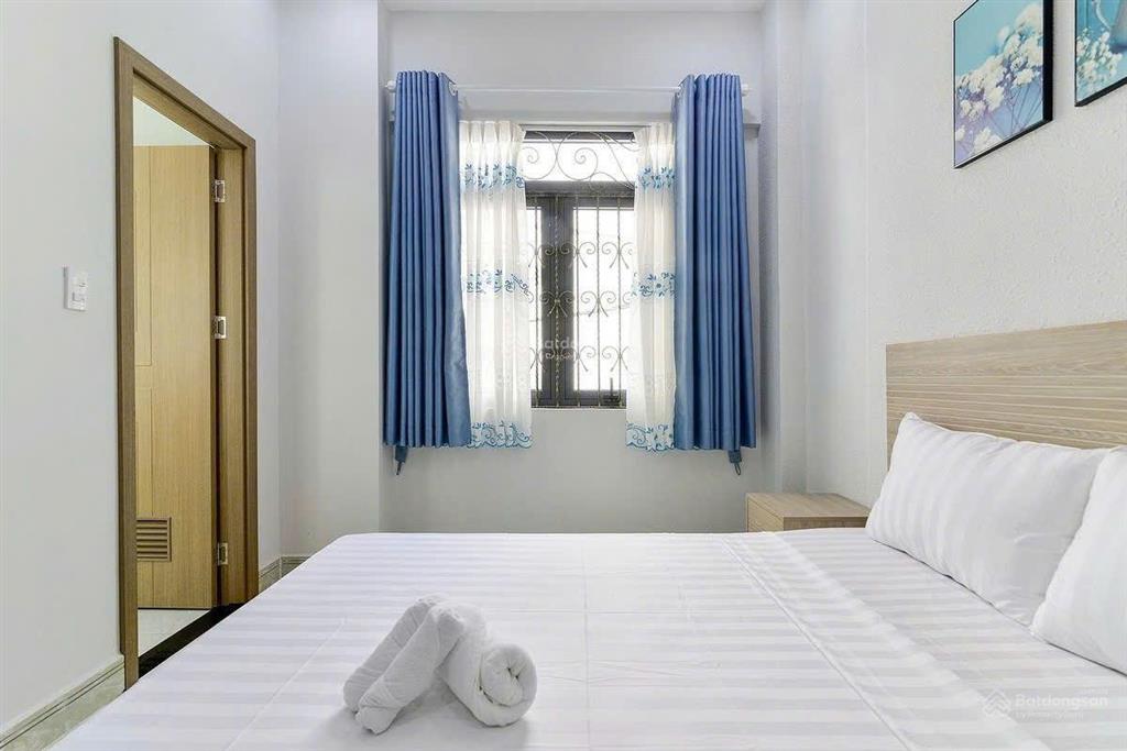 Cho thuê căn hộ 2pn 2wc quận 1 gần công viên lê văn tám, đh kinh tế full nội thất thang máy