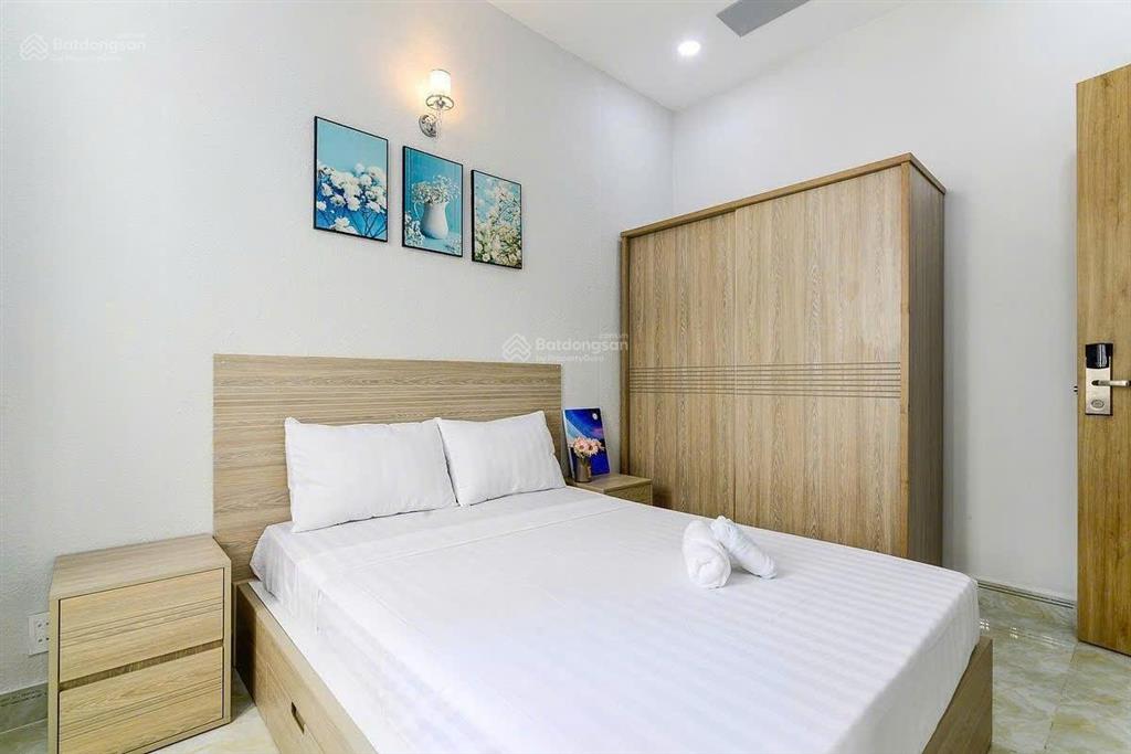 Cho thuê căn hộ 2pn 2wc quận 1 gần công viên lê văn tám, đh kinh tế full nội thất thang máy