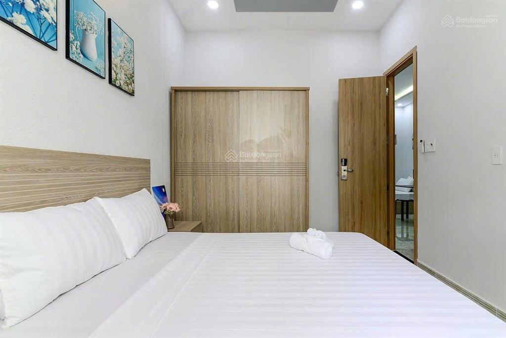Cho thuê căn hộ 2pn 2wc quận 1 gần công viên lê văn tám, đh kinh tế full nội thất thang máy