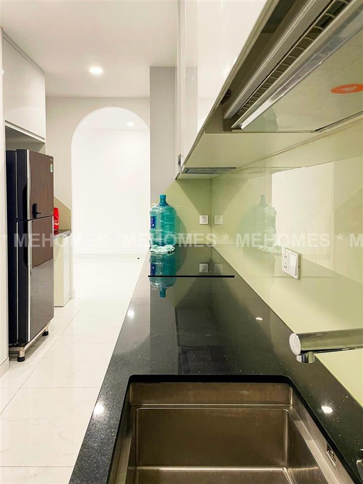 Căn hộ alnata giá 15 triệu 85m2 bao phí