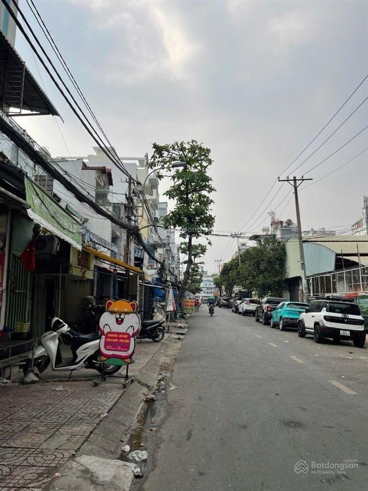 Vị trí vip  nhà dương bá trạc  hẻm 5m  4pn  5wc phường 2. quận 8