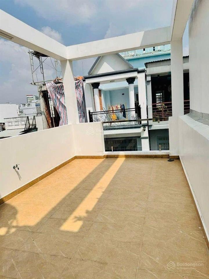 Vị trí vip  nhà dương bá trạc  hẻm 5m  4pn  5wc phường 2. quận 8