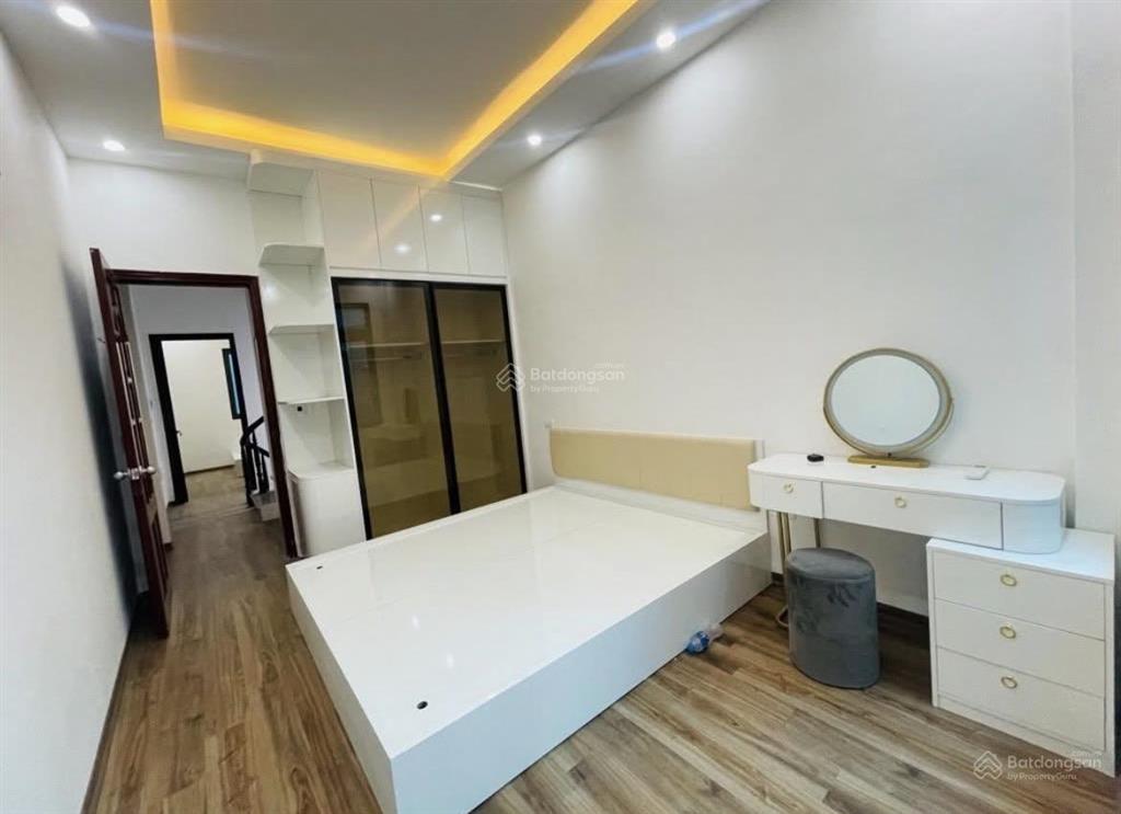 Phân lô lõi phú diễn  42m2  ô tô đỗ cửa, 40m ra phố, thang máy  11.45 tỷ