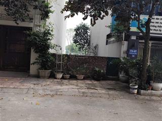 Bán đất khu phân lô 918 phúc đồng 90m² , mt 5m ôtô tránh vỉa hè giá chào 17,7 tỷ .