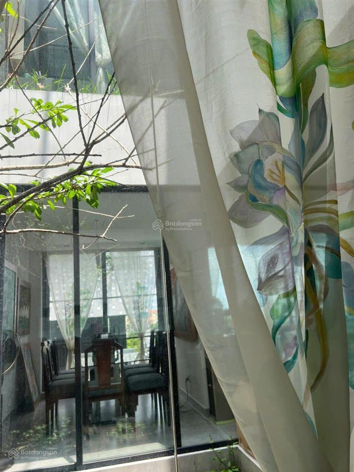 Bán nhà phan văn đáng chính chủdt7*16mhầm 7 tầng+pcccthiết kế văn phònghđt90tr/thgiá 45 tỷ