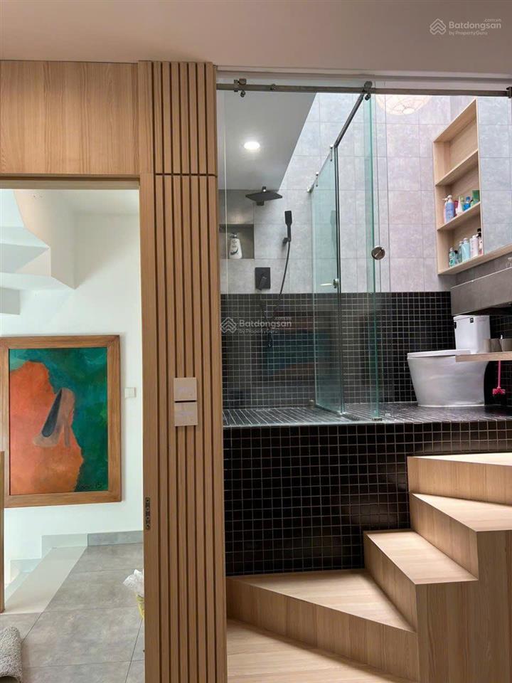 Bán nhà phan văn đáng chính chủdt7*16mhầm 7 tầng+pcccthiết kế văn phònghđt90tr/thgiá 45 tỷ