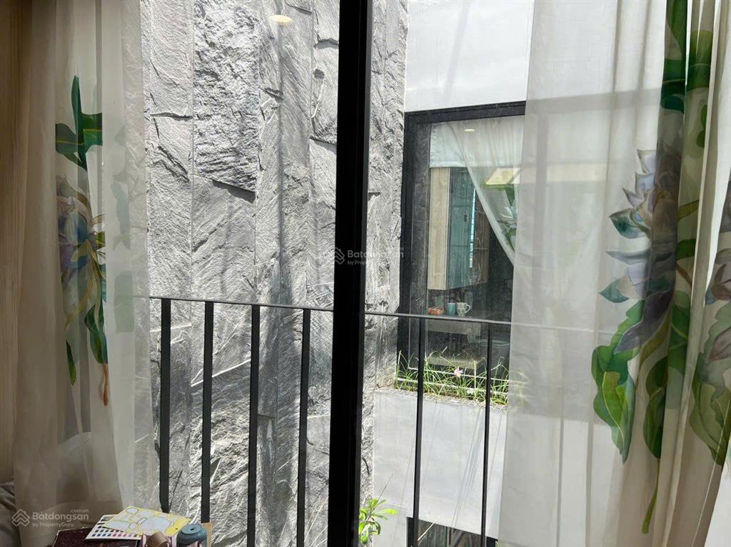 Bán nhà phan văn đáng chính chủdt7*16mhầm 7 tầng+pcccthiết kế văn phònghđt90tr/thgiá 45 tỷ