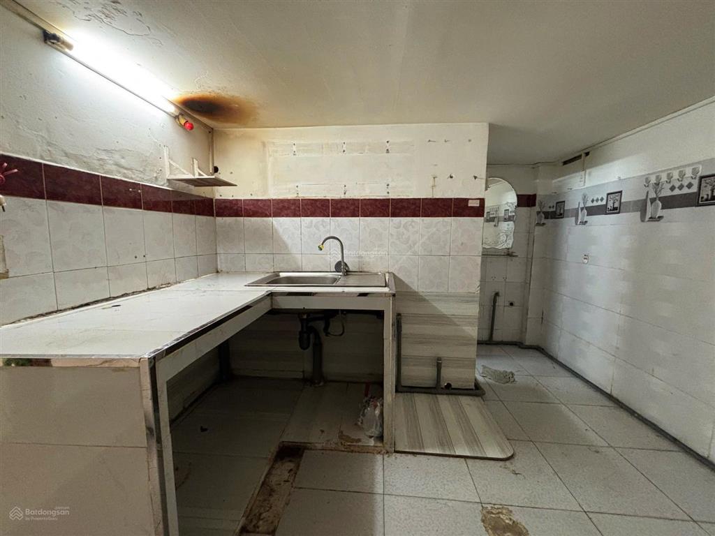 Nhà mặt tiền đường 8m quận gò vấp, vị trí đẹp