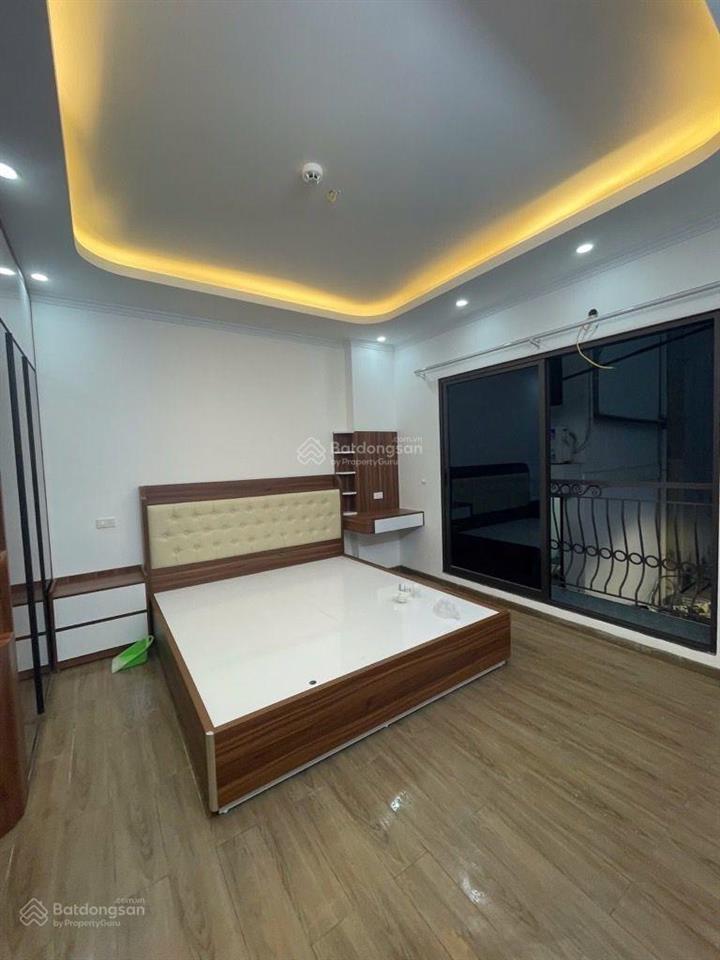Tôn đức thắng, đống đa  52m2 x 5t  mt 5,3m  ô tô đỗ gần  hơn 8tỷ có tl mạnh