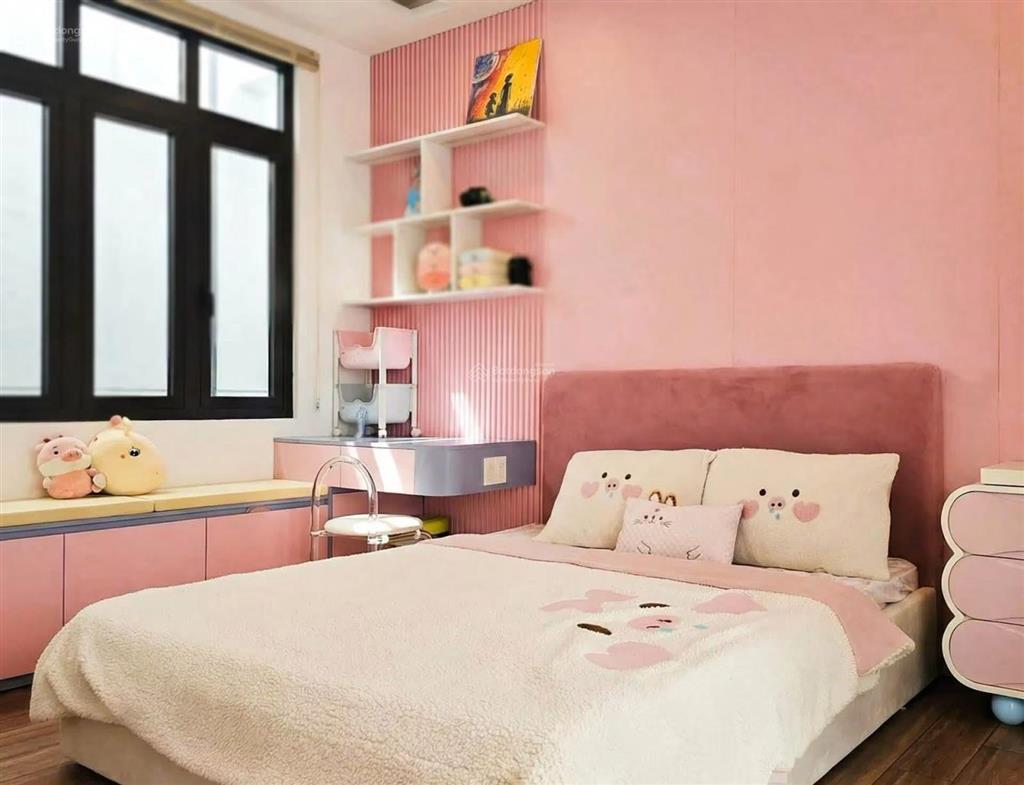 Kim ngưu  45m2 x 5t  mặt tiền khủng  10m ra ô tô tránh  chỉ 11 tỷ có tl.