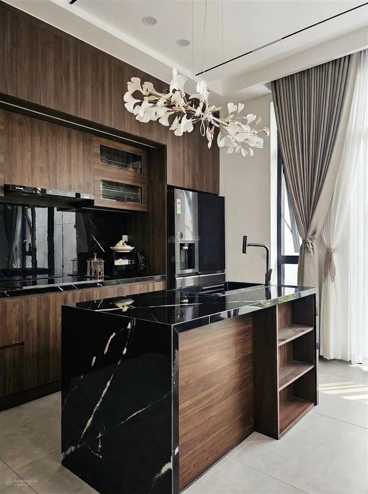 Kim ngưu  45m2 x 5t  mặt tiền khủng  10m ra ô tô tránh  chỉ 11 tỷ có tl.