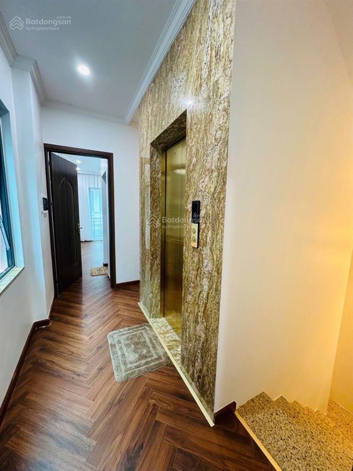 Bạch mai  50m2 x 6t  thang máy  mt khủng  10m ra mặt phố  hơn 13 tỷ có tl