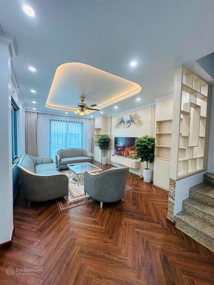 Bạch mai  50m2 x 6t  thang máy  mt khủng  10m ra mặt phố  hơn 13 tỷ có tl