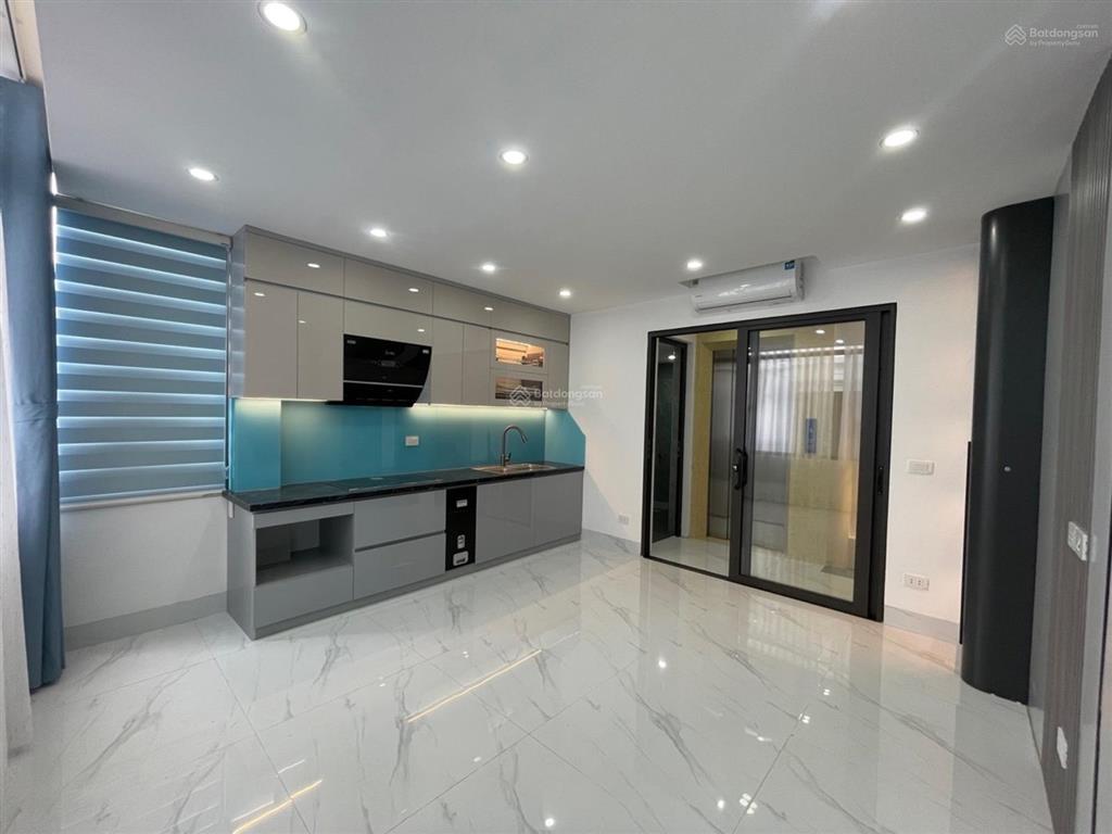 Không quy hoạch  xã đàn  37m2 x 6t  phân lô  ô tô tránh  thang máy êm ru  10 tỷ có tl.