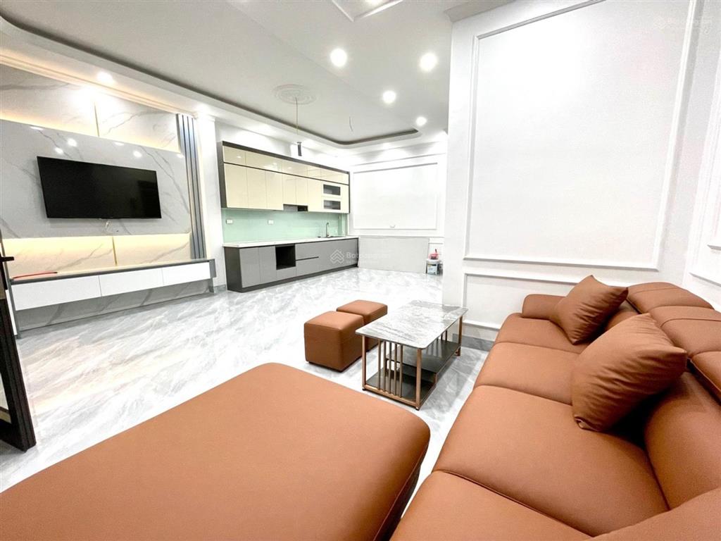 Đống đa  pháp lý chuẩn  35m2 x 6t  thang máy  15m ra ô tô tránh  hơn 9 tỷ có tl.