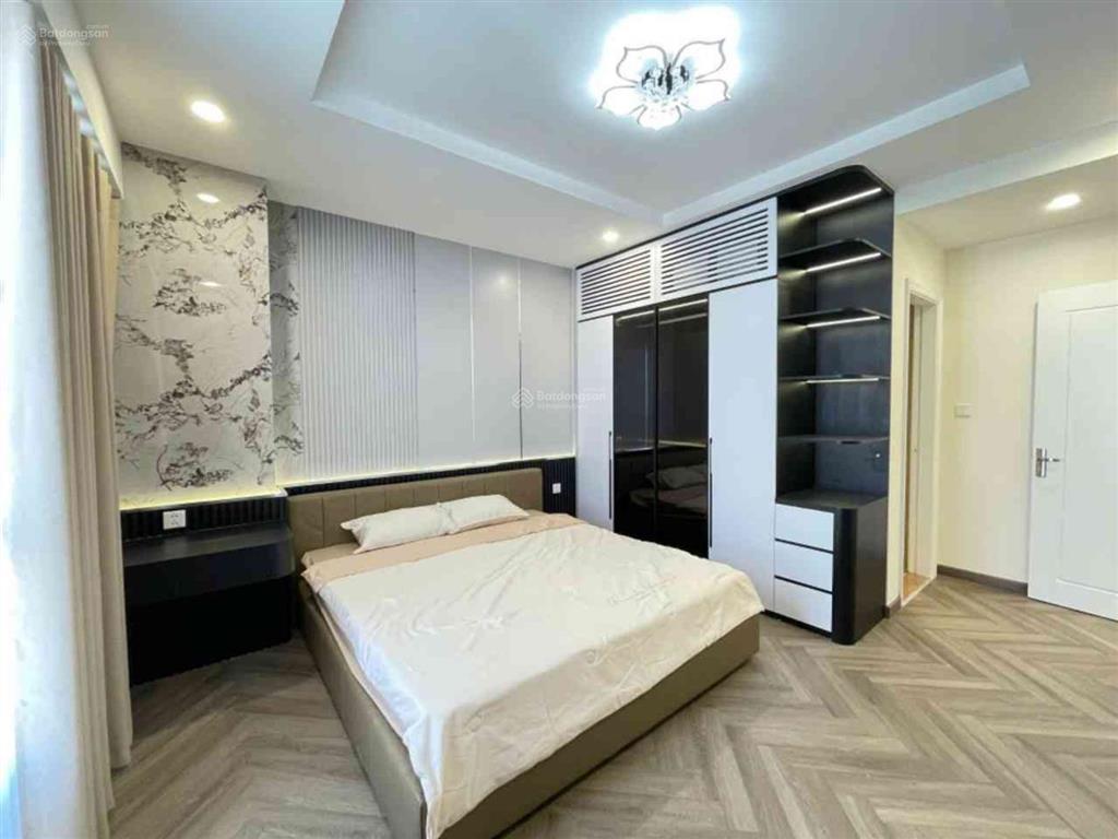 Chung cư cao cấp imperia sky garden  80m2, 2pn, 2 wc  full nội thất  hơn 7 tỷ có tl