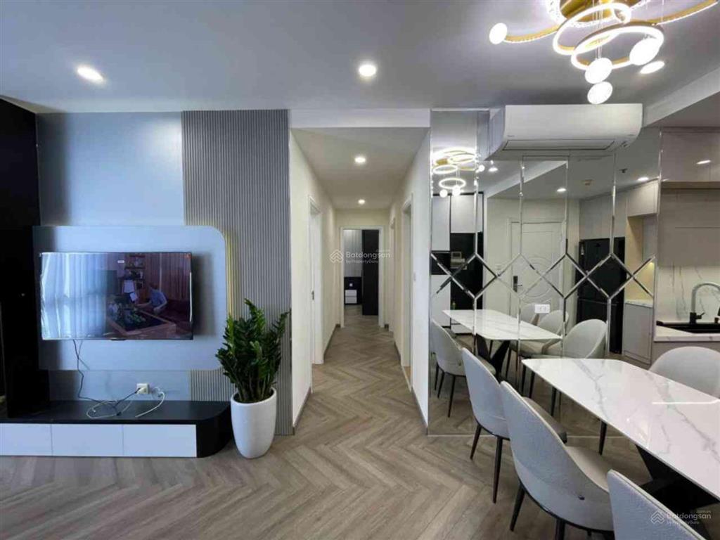 Chung cư cao cấp imperia sky garden  80m2, 2pn, 2 wc  full nội thất  hơn 7 tỷ có tl