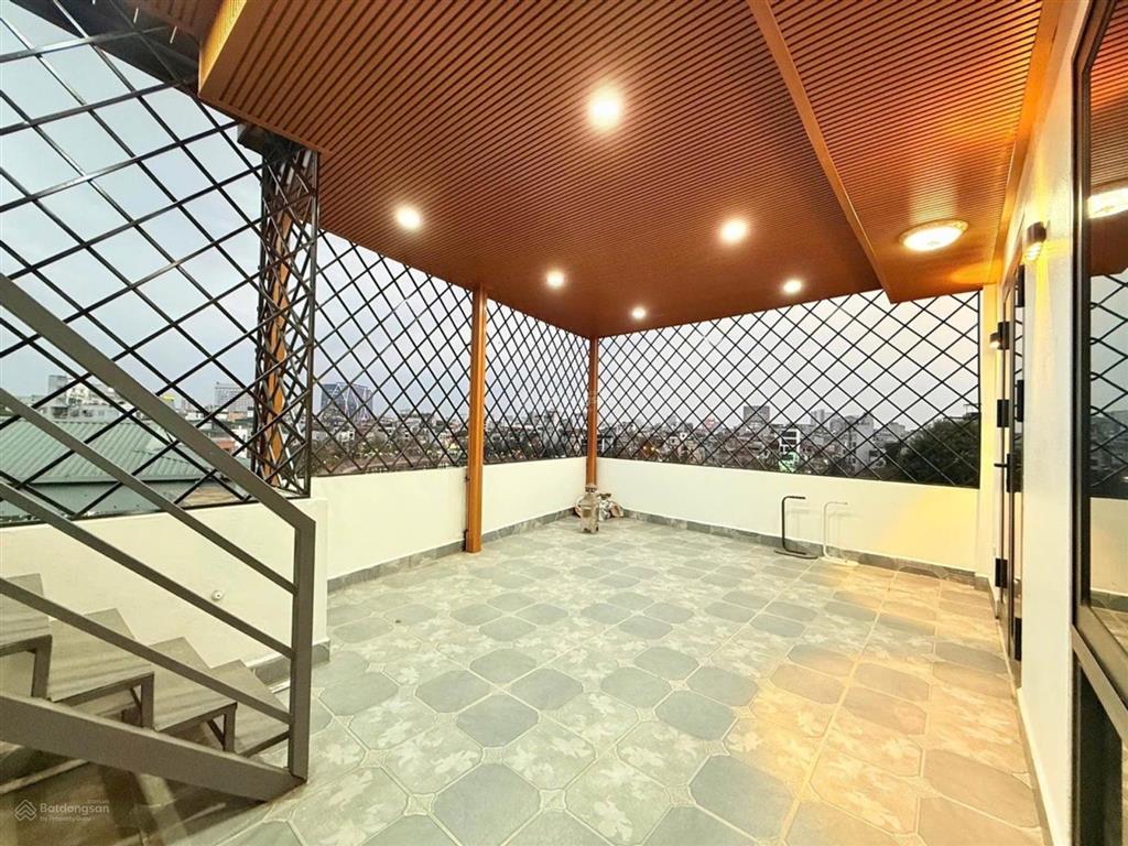 Nhà đẹp hoa lư  40m2 x 5t  15m ra ô tô tránh  nhỉnh 12 tỷ có tl  quy hoạch ổn định.