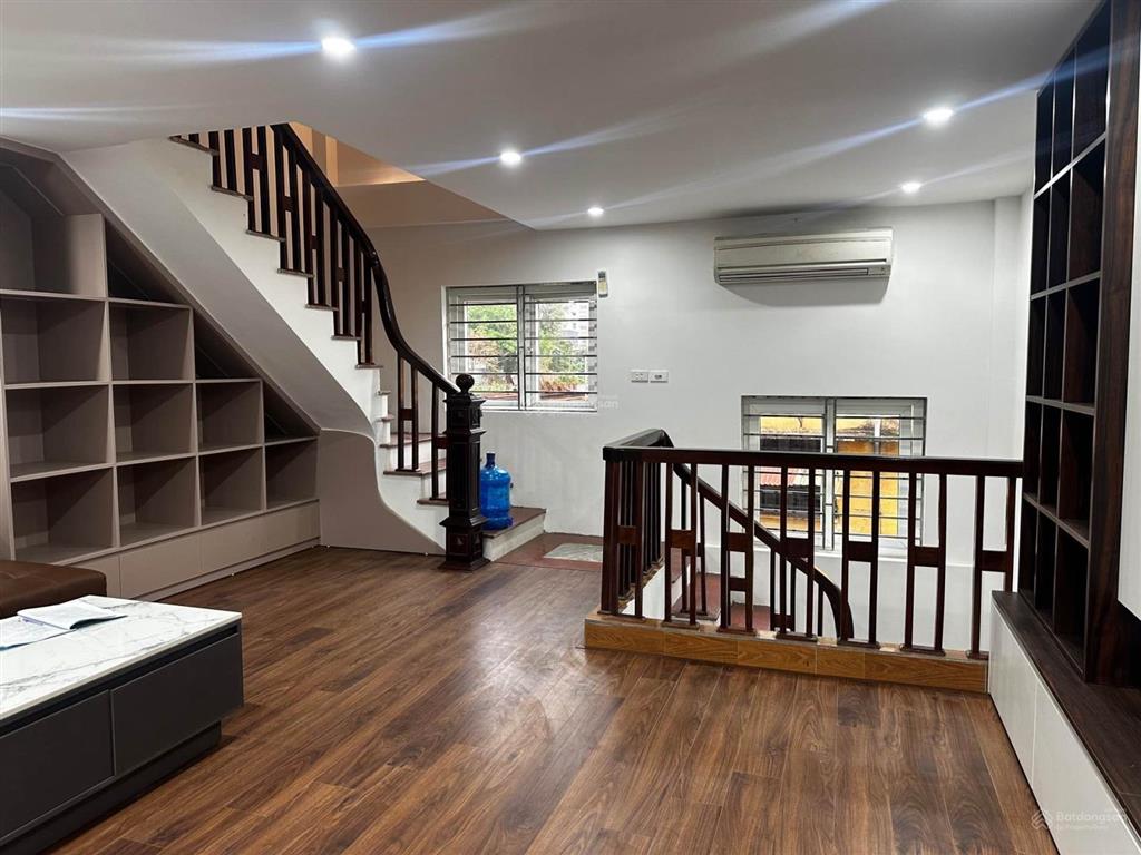 Yên lãng  32m2 x 6t  15m ra ngõ ô tô tránh  nhỉnh 8 tỷ có tl.