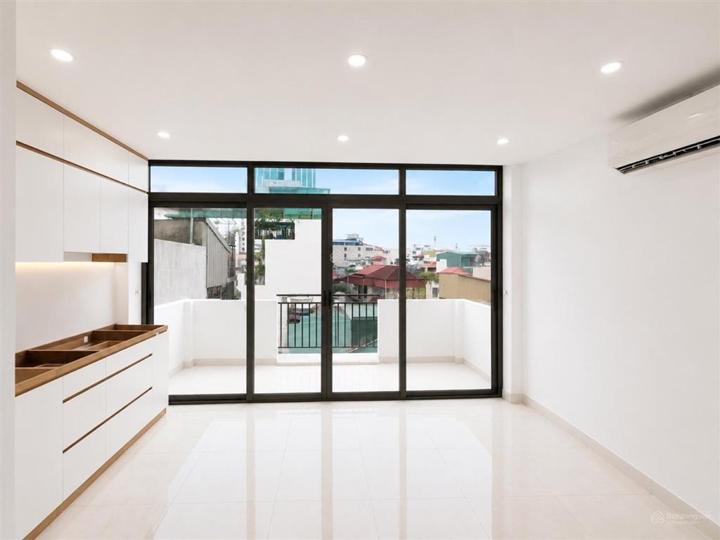 Tạ quang bửu  50m2 x 6t  thang máy  mặt tiền khủng  1 nhà ra phố  13 tỷ có tl.