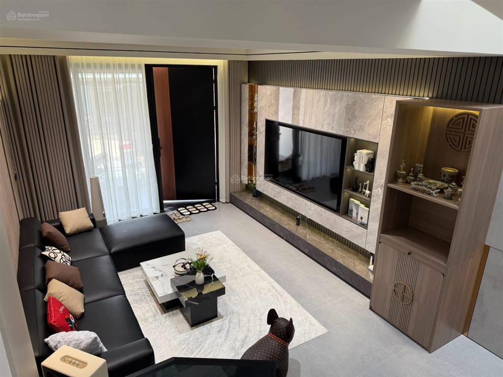 Thanh nhàn  không quy hoạch  51m2 x 6t  5m ra ô tô tránh  hơn 11 tỷ có tl.
