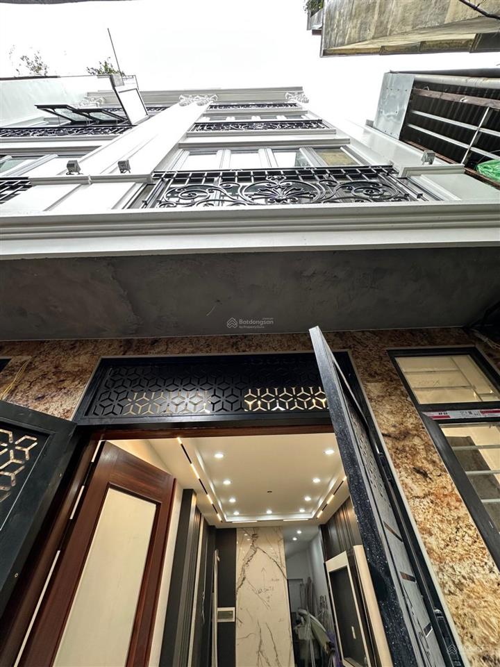 Hàng xóm vincom bà triệu  42m2 x 5t, thang máy  20m ra phố  full nội thất  chỉ 12,8 tỷ có tl.