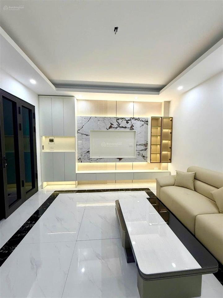 Sau quy hoạch ra mặt phố  3 bước ra ô tô  đống đa  34m2 x 6t thang máy  chỉ 10 tỷ có tl.