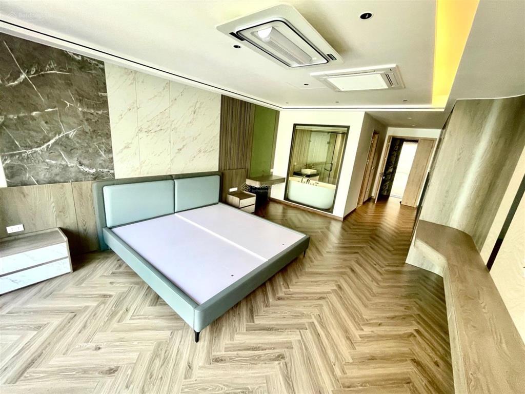 Chùa láng, đống đa  ô tô vào nhà  lô góc 2 thoáng  45m2 x 6t thang máy  nhỉnh 14 tỷ có tl.