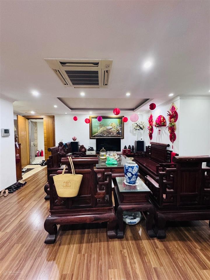Chỉ 13 tỷ  150m2  3pn  căn hộ cc cao cấp trung tâm đống đa  sổ lâu dài  full nội thất