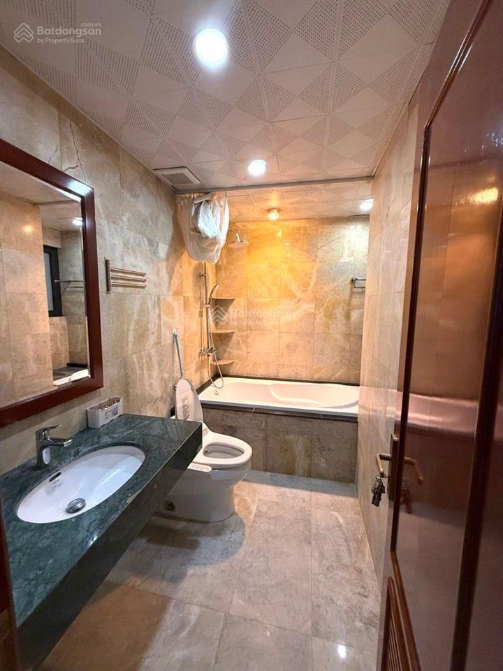 Trần đại nghĩa  40m2 x 5t  mt 4,2m  vài bước ra mặt phố  9 tỷ có tl.